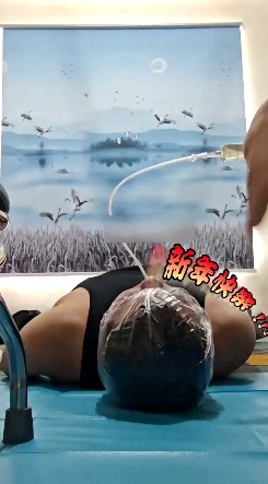 黑衣素人女王导尿管赏圣水_厕椅拉黄金给奴完食视频下载-字母网社区